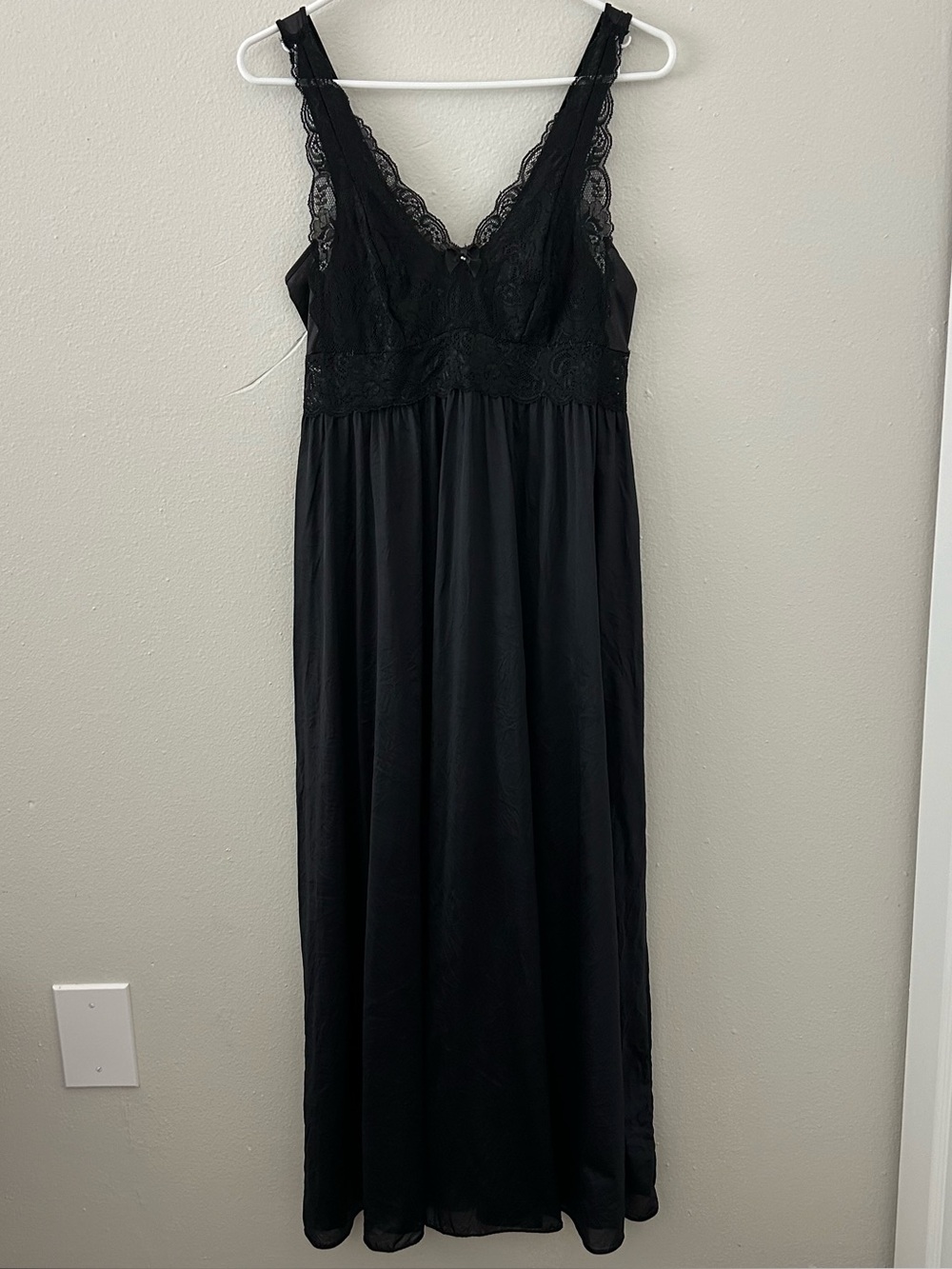 Vintage Shadowline Long Nightgown Lace Bodice Empire Nylon Intimate Size M Black